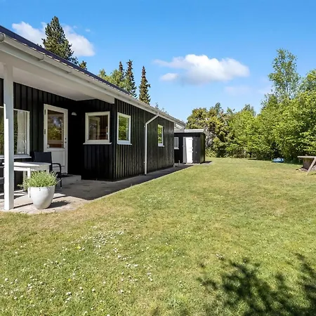 Rustam - 600m From The Sea By Interhome * Bøtø By